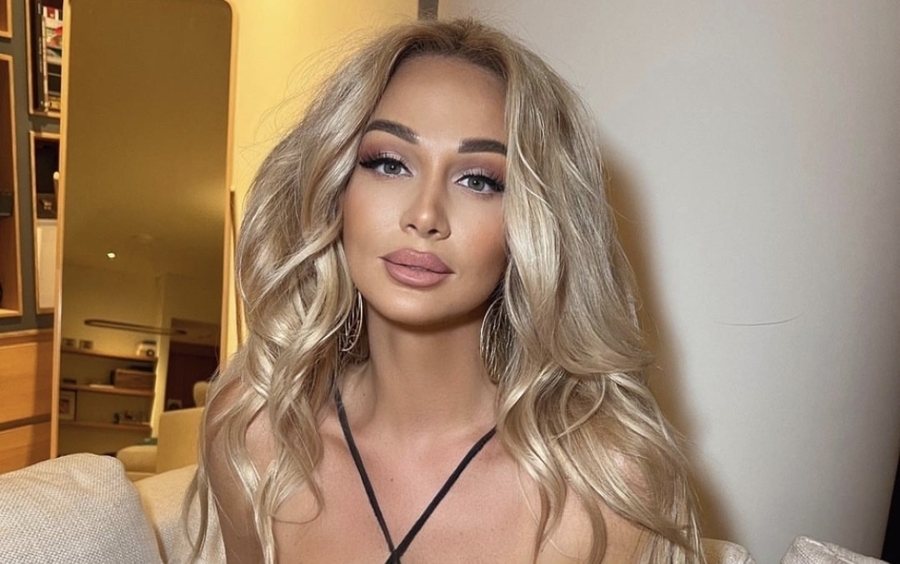 Виктория Лопырева