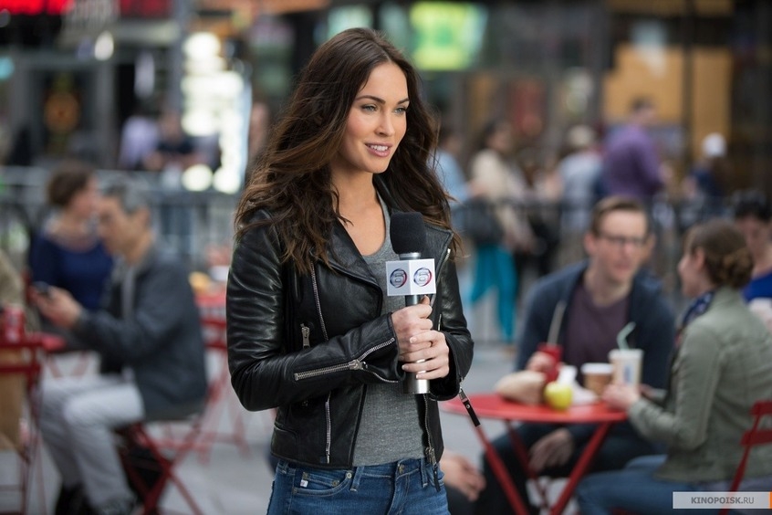 У Меган Фокс врожденная особенность пальцев