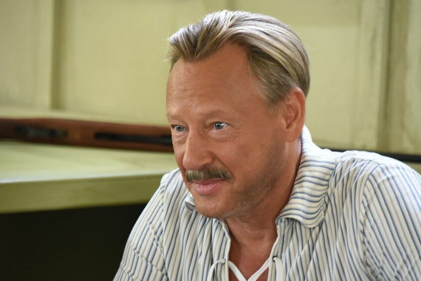 Дмитрий Харатьян