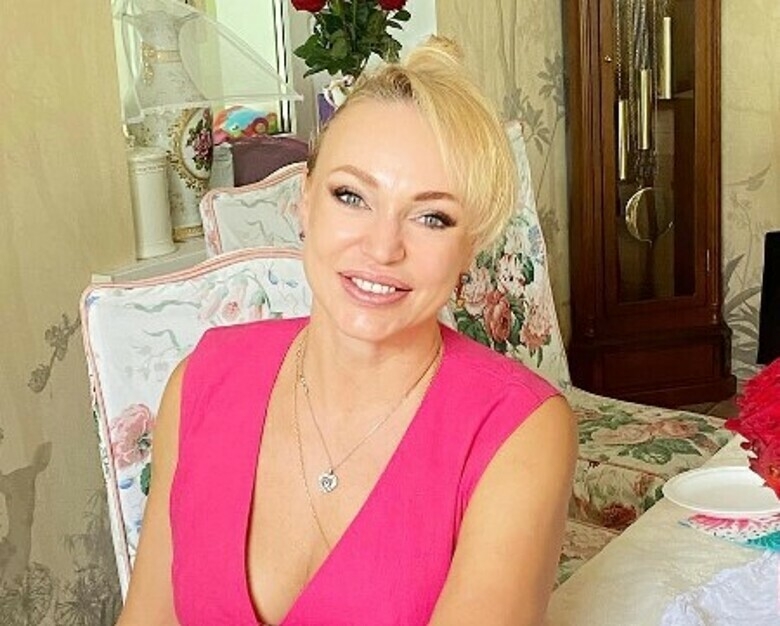 Алла Довлатова