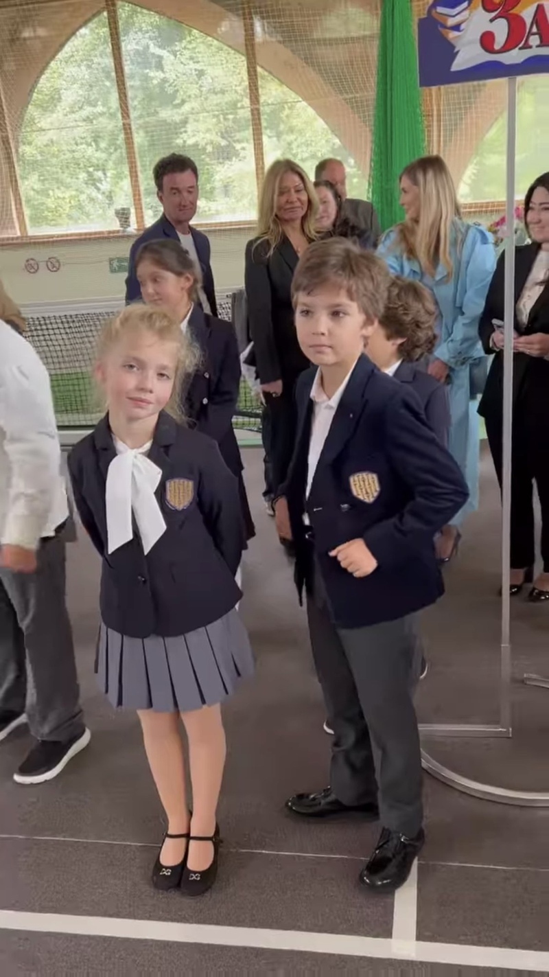 Дети Пугачевой и Галкина - сын Гарри и дочь Лиза