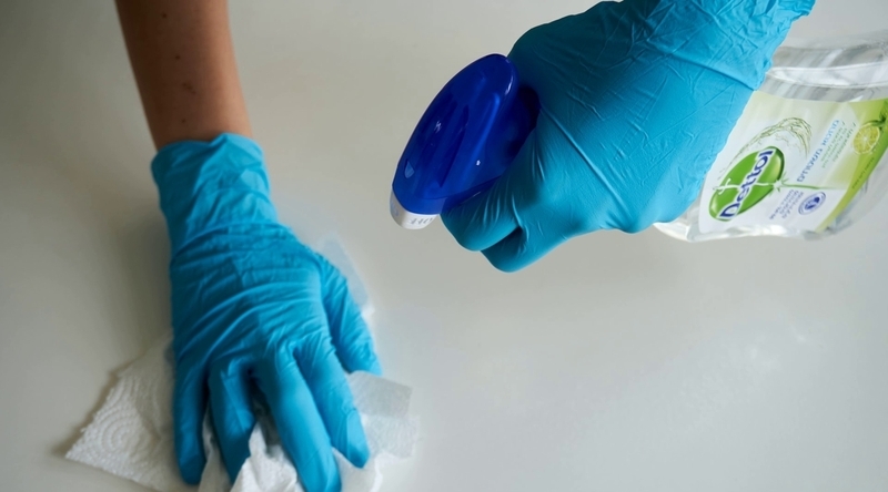 будьте аккуратны с химикатами