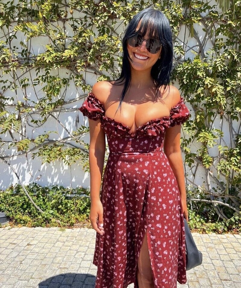 Девушка блеснула своими прелестями