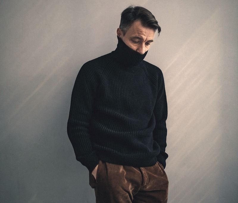 "Всегда будет чего-то не хватать. Я очень умеренный гедонист. С возрастом статусные вещи стали намного меньше меня волновать"