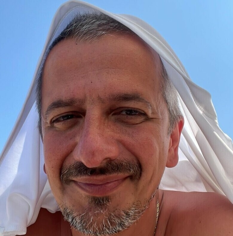 Константин Богомолов