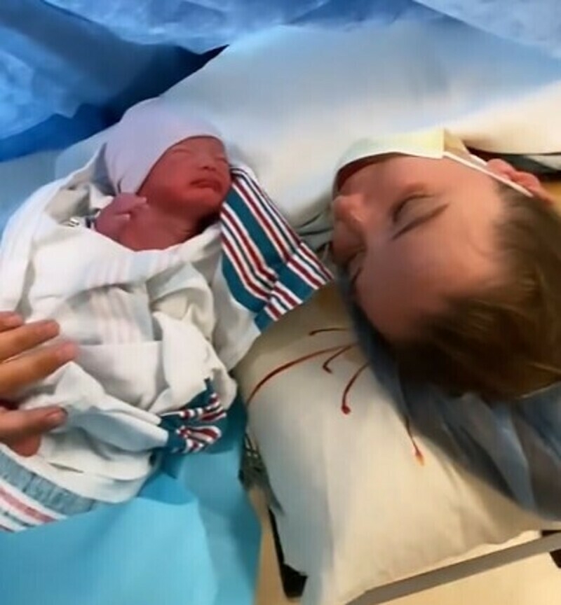 Супруги впервые стали родителями мальчика и девочки