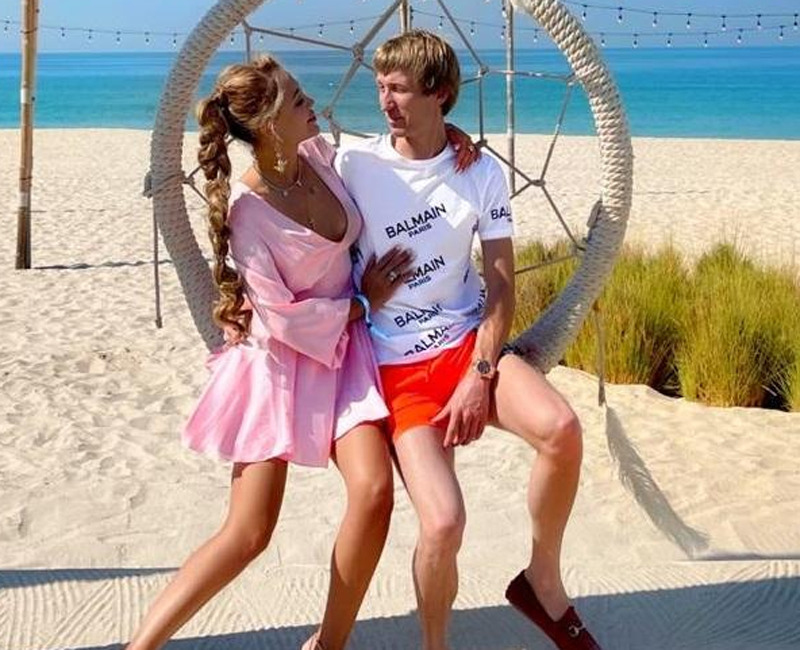 Анна Калашникова и Иван Семенов