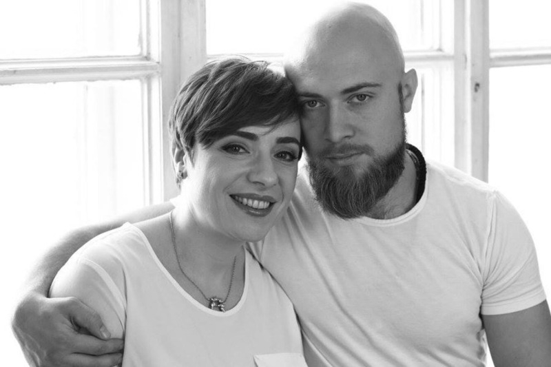 Тутта Ларсен с мужем