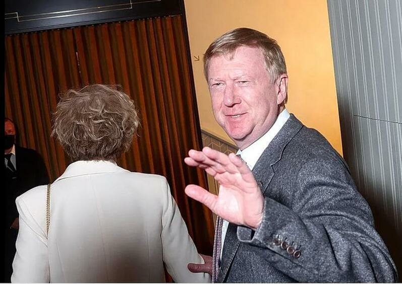 Собчак рассказала о госпитализации Чубайса: отнимаются руки и ноги