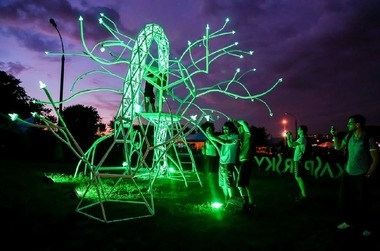 Для тех, кто в городе: фестивали, выставки, спектакли