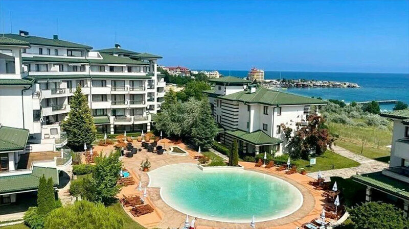 Артист показал вид, который открывается с балкона одной из звезд