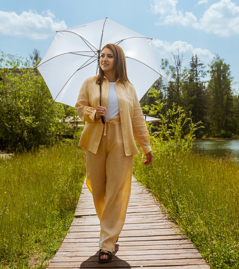 Первые выпуски телепередачи снимались на даче Жасмин