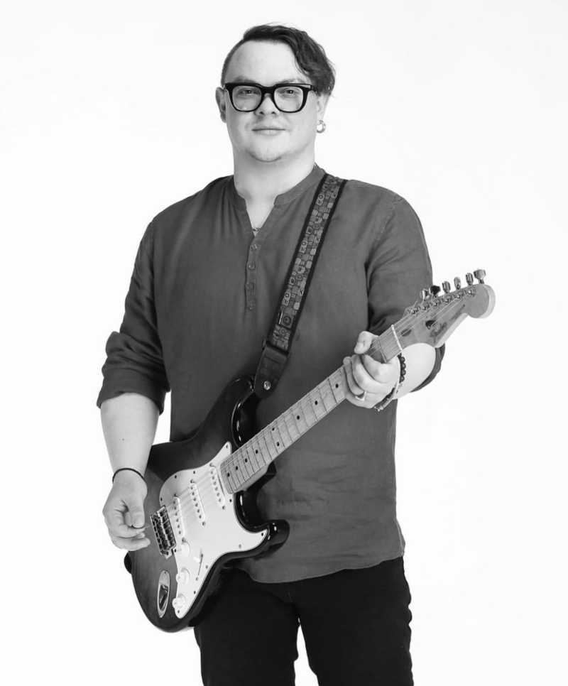 Павел Дешура