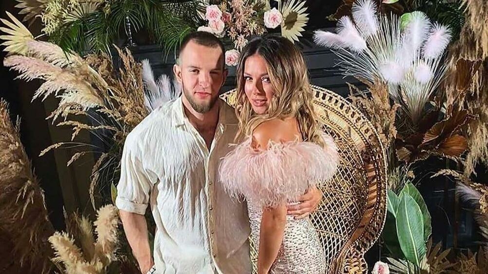 Нюша с братом Иваном