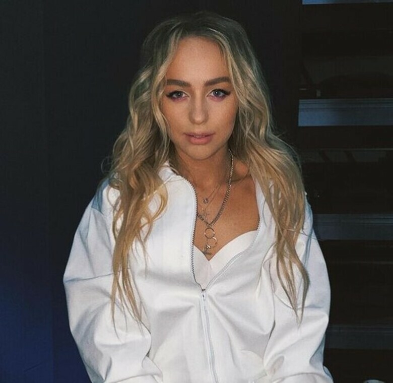 Мари Краймбрери