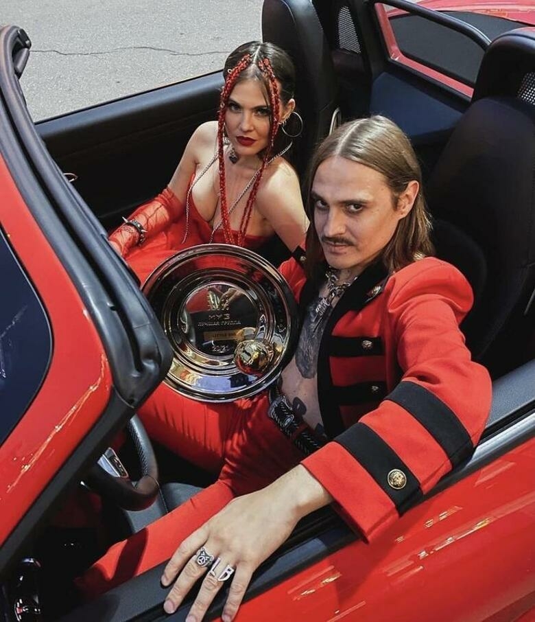 Заявление группы Little Big: «Мы решили бросить все и уехать из страны»