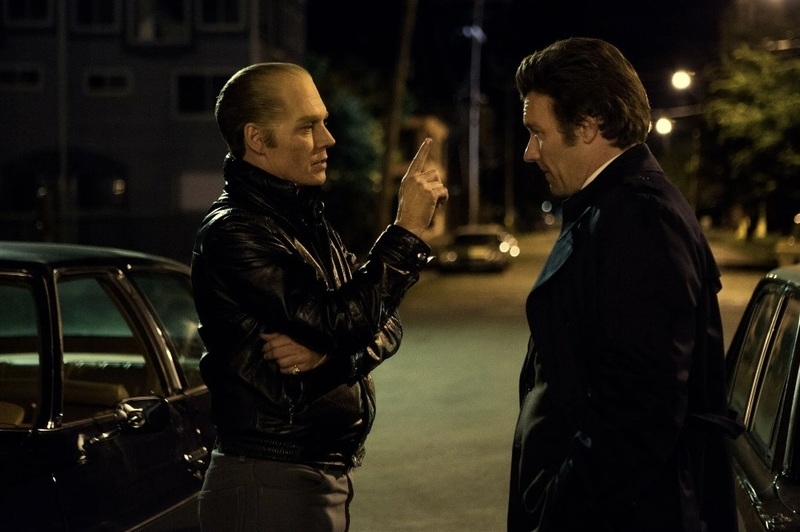 кожаные куртки в классических цветах должны быть в каждом гардеробе