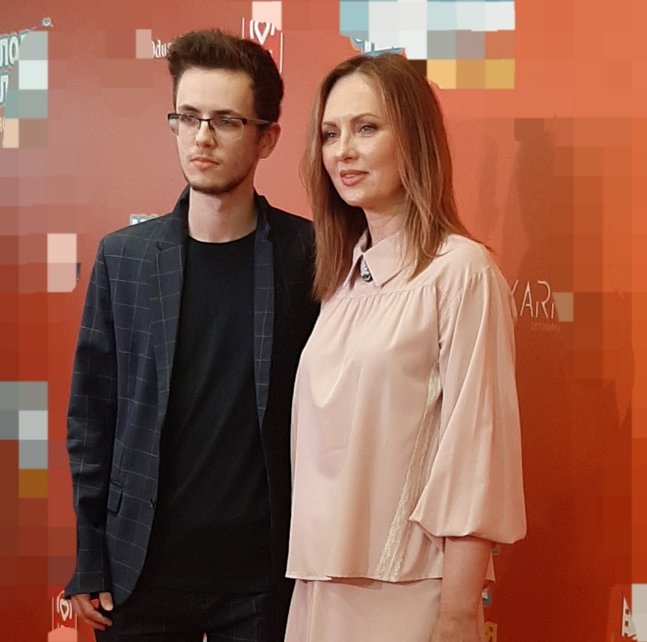 Елена Ксенофонтова с сыном Тимофеем