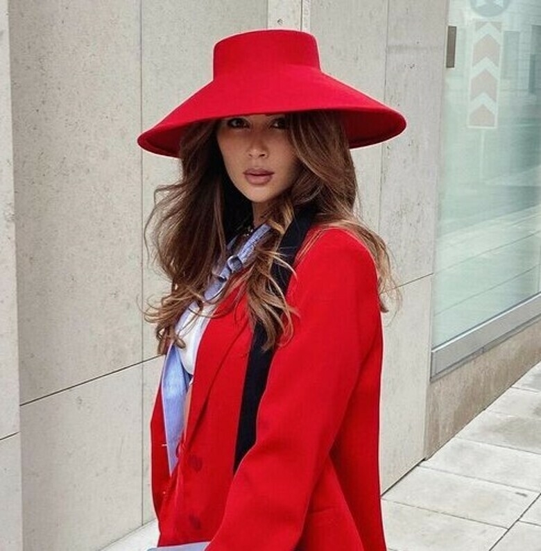 Анна Заворотнюк