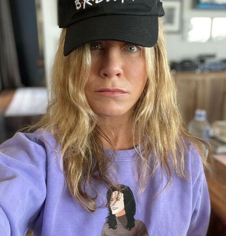 Дженнифер Энистон