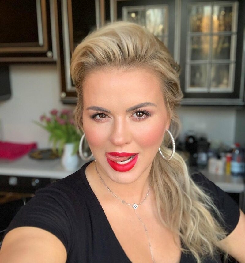 Анна Семенович