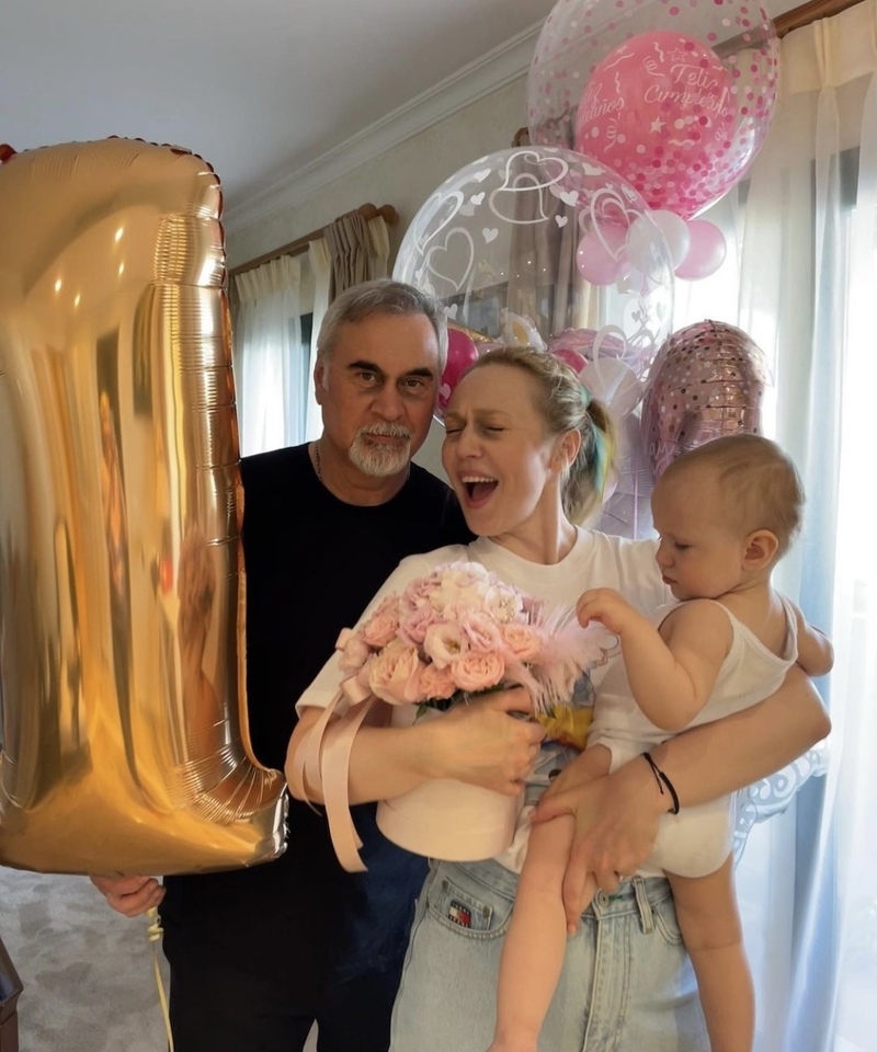 Агате исполнился год