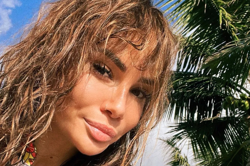 Айза о ситуации на Шри-Ланке: «Я с ужасом наблюдаю за тем, что творится»