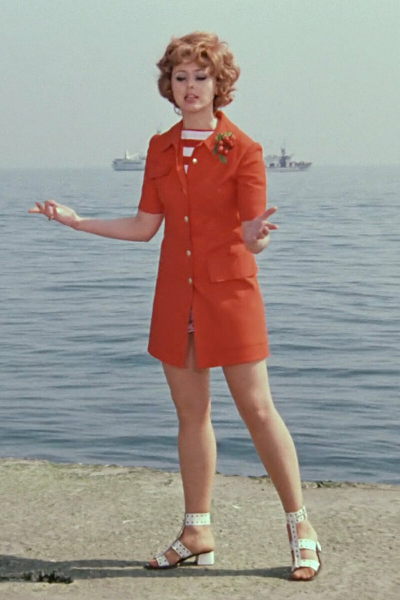 Платье трапеция