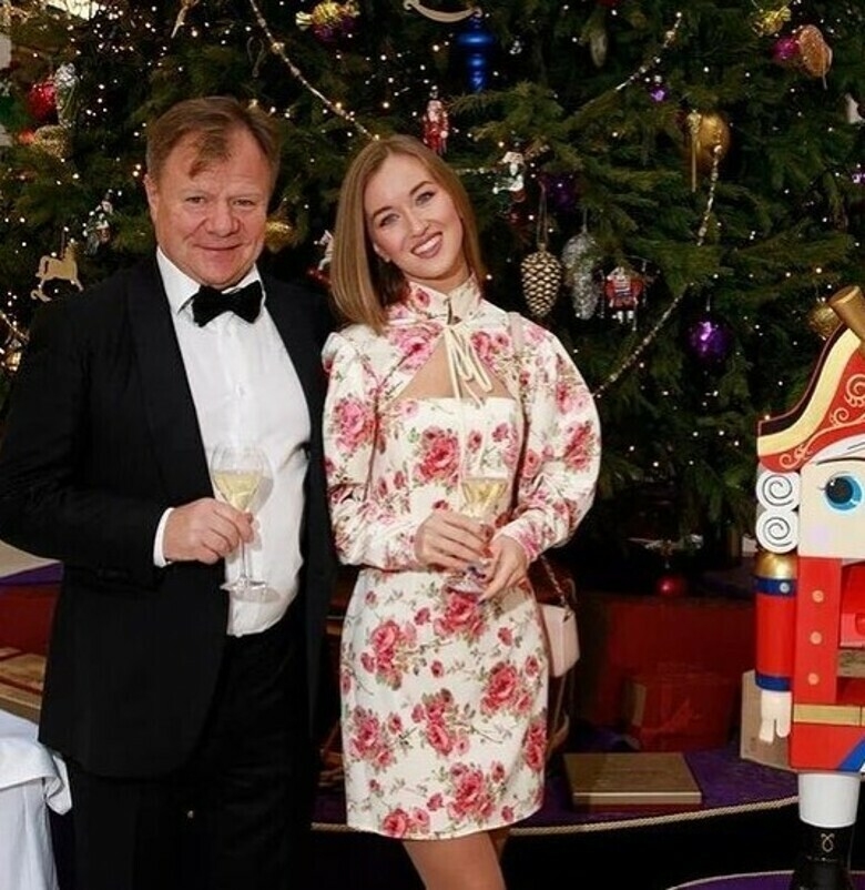 Игорь Бутман и его молодая избранница Анна Львова