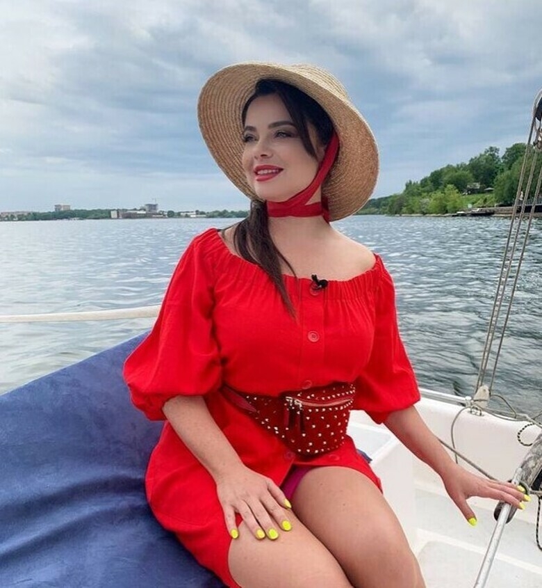 Наташа Королева