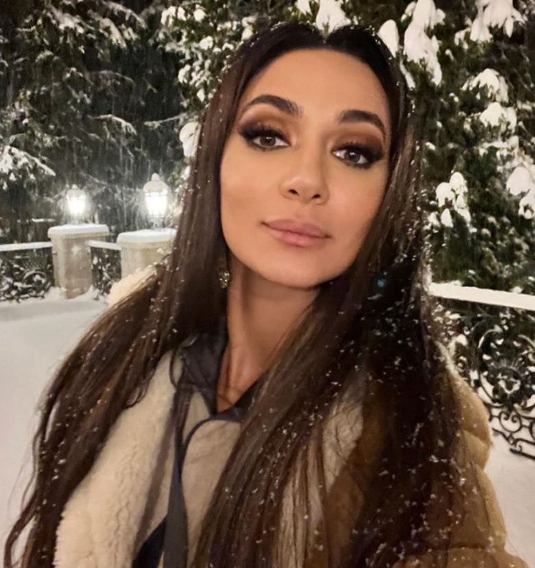 Певица Зара