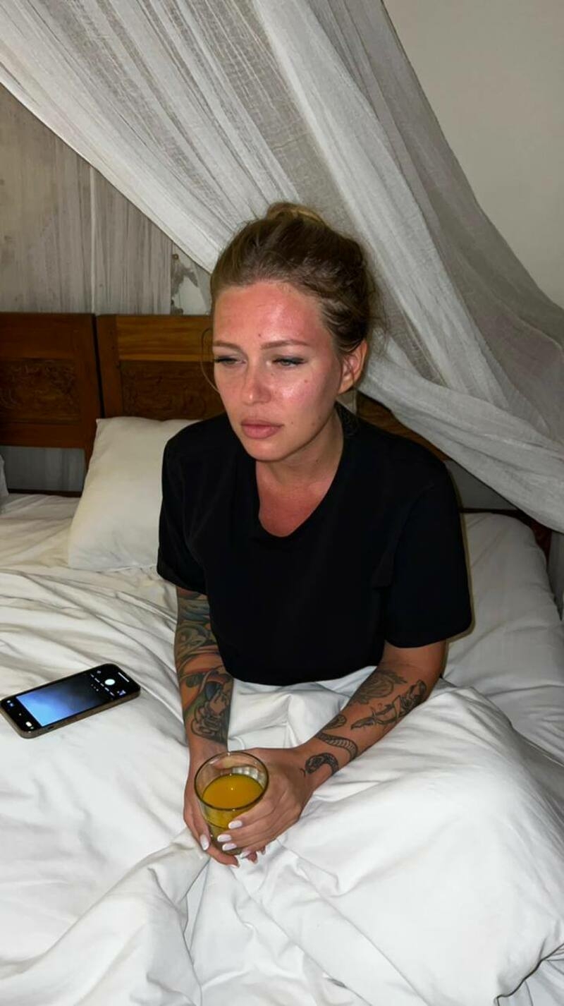 Певица показала себя во время болезни