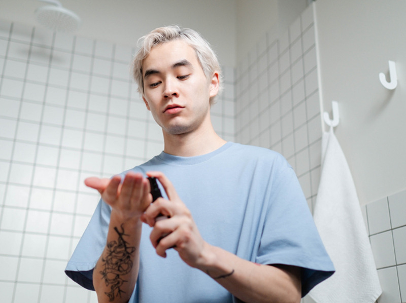 если у нас на улицах мужчин с макияжем все же не встретишь, то в Азии (особенно в Южной Корее) это уже стало нормой