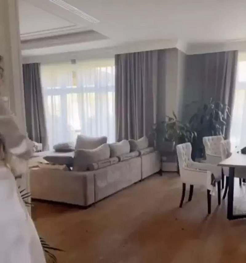 Столовая в загородном доме Насти Каменских