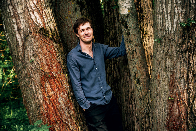 «Так как во мне течет капелька татарской крови, я нахожусь сейчас в собственном гареме. Счастлив я, мои прекрасные маленькие девчушки рядом»