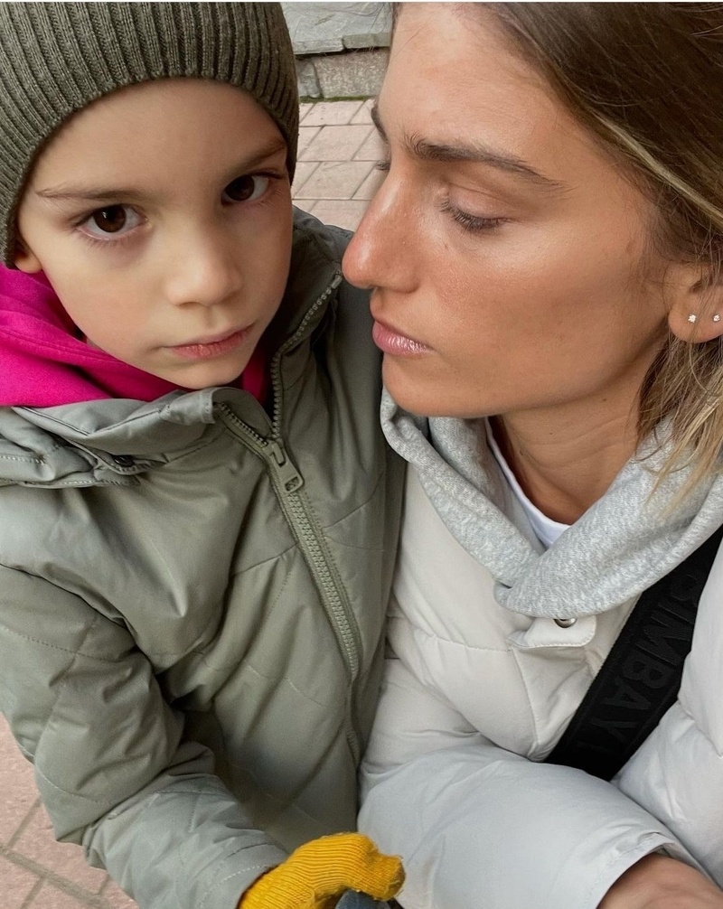 Актриса с сыном Сандро