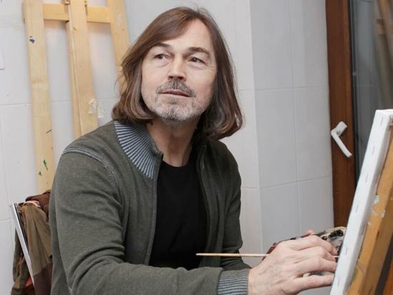 Никас Сафронов