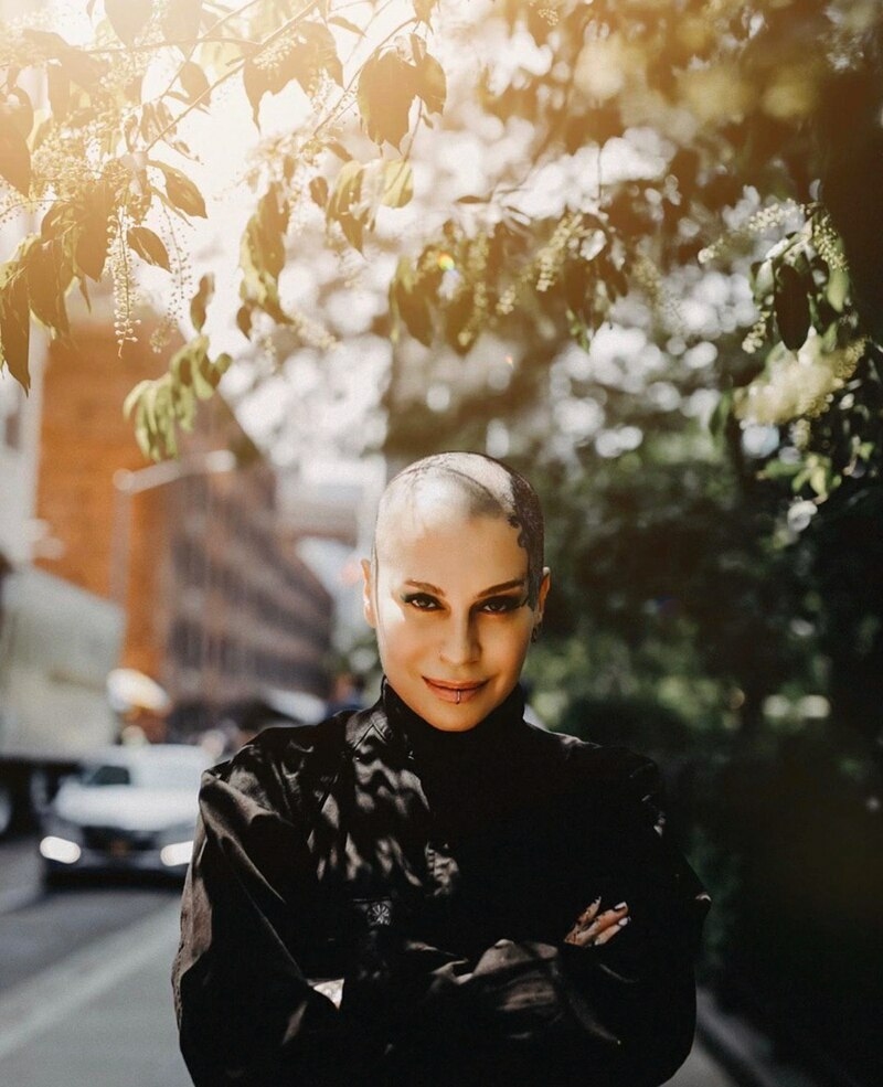 "Бывшему мужу стоило лишь раз поднять на меня руку, после чего он уже стоял с вещами на выходе"