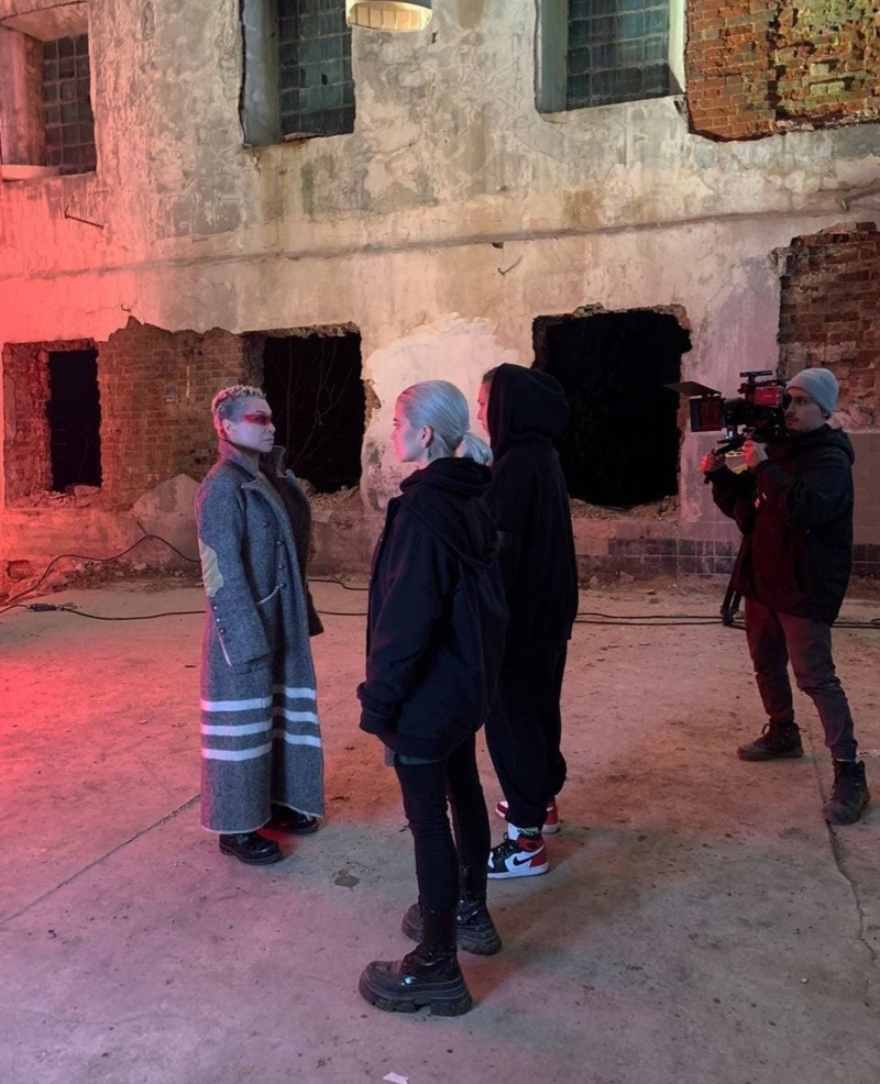 Кадр из клипа "НеСолдат"