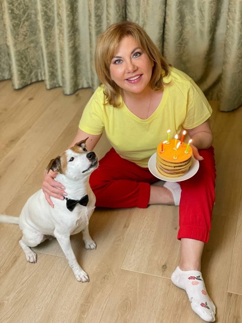 Артистка со своим питомцем