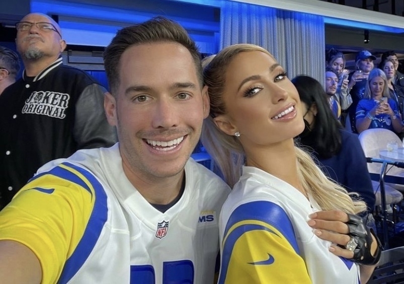 Пэрис Хилтон со своим избранником