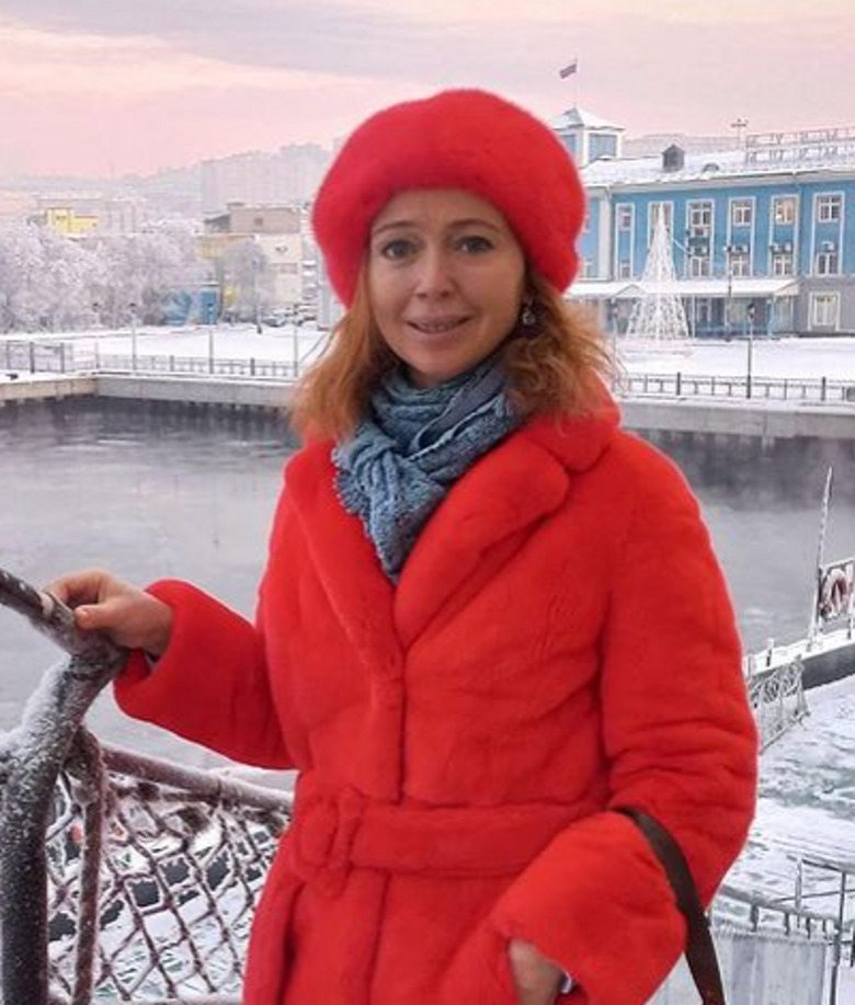 Елена Захарова