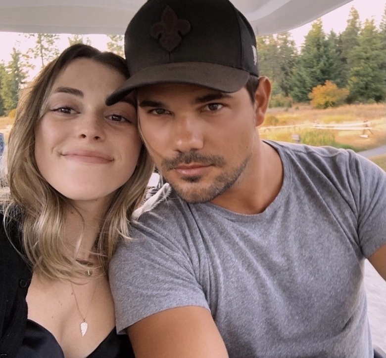 Тэй Доум и Тейлор Лотнер