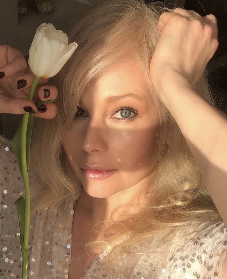 Елена Корикова