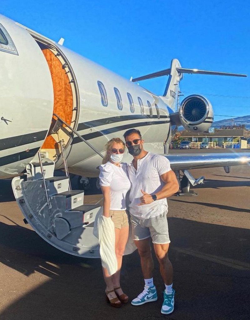 Бритни и Сэм обожают путешествовать вместе