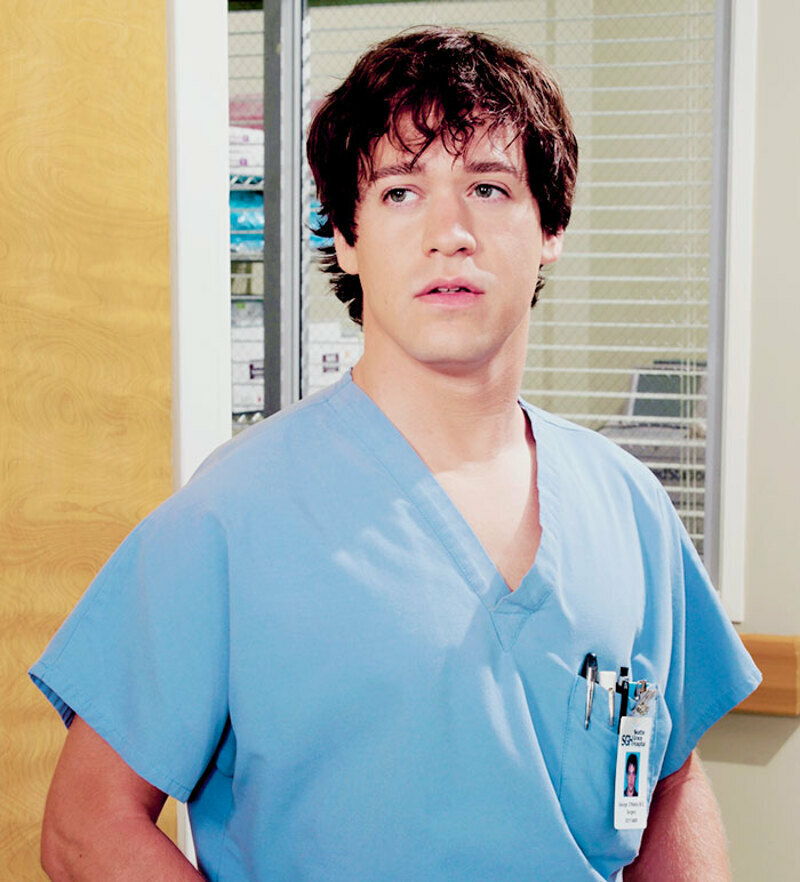 Теодор Реймонд Найт