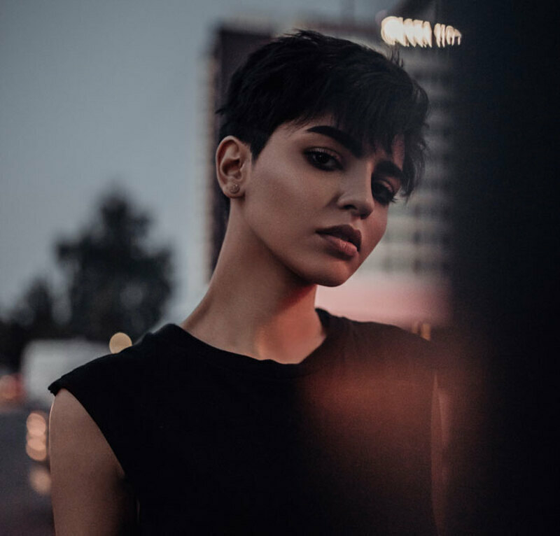 Для стрижки "пикси" потребуется лак