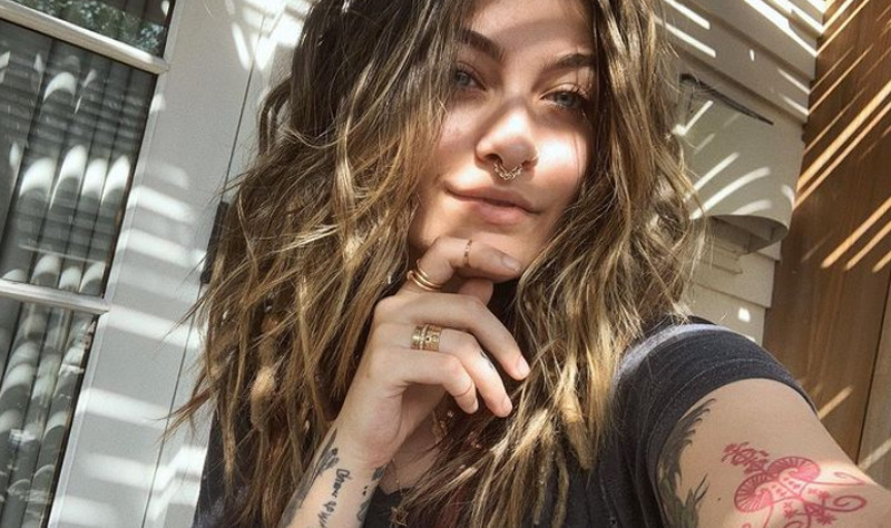 Пэрис Джексон