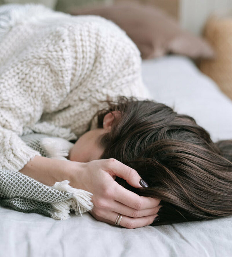 Нарушение суточного ритма вызывает головные боли