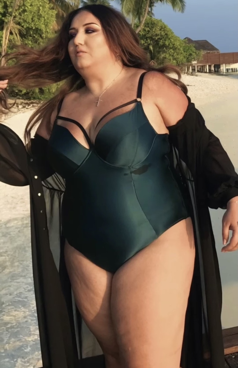 Визажистка показала себя, когда весила более 130 килограммов